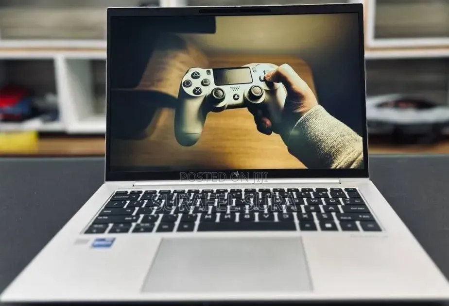 New Laptop HP EliteBook 840 G8 16GB Intel Core i5 SSD 512GB