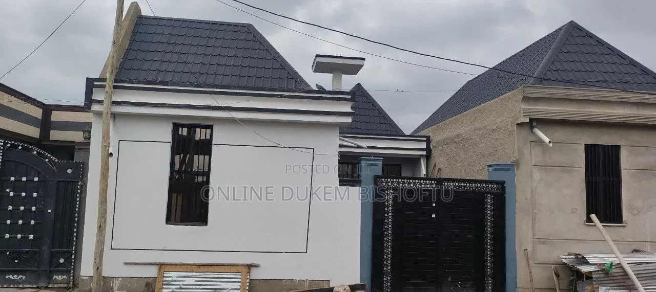 Furnished 7bdrm Villa in Bishoftu Dukem, Oromia-Finfinne for sale