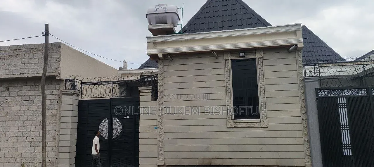Furnished 7bdrm Villa in Bishoftu Dukem, Oromia-Finfinne for sale
