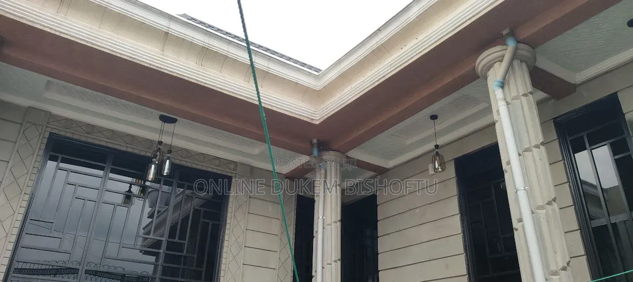 Furnished 8bdrm Villa in Bishoftu Dukem, Oromia-Finfinne for sale