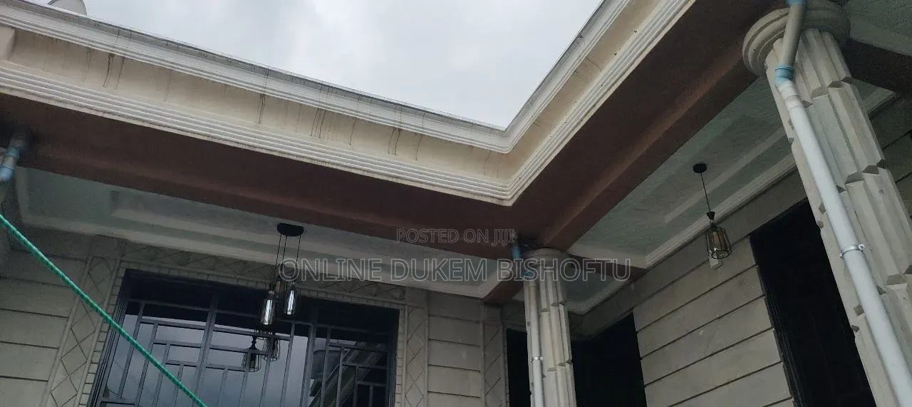 Furnished 8bdrm Villa in Bishoftu Dukem, Oromia-Finfinne for sale