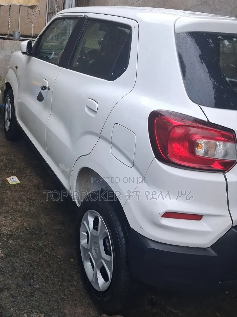 New Toyota Yaris SX 2024 White