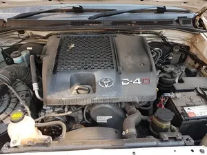 Toyota Hilux 2.5 D-4D 2007 Silver