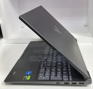 New Laptop HP Victus 15 16GB Intel Core i7 SSD 512GB