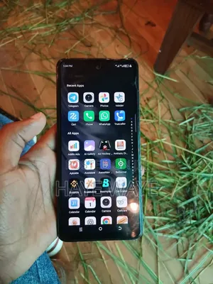 Tecno Spark 20 128 GB Black