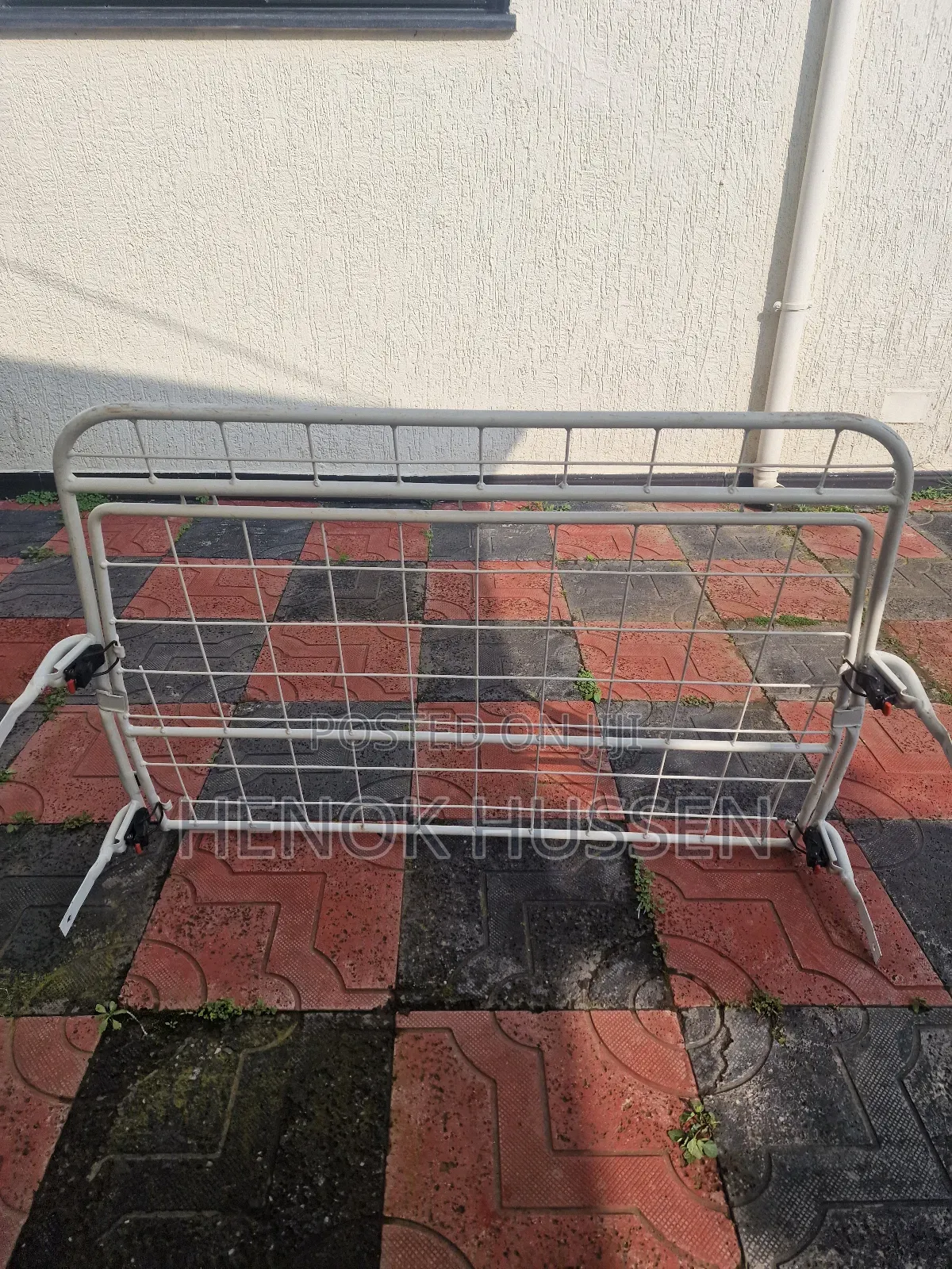 Cargo Barrier