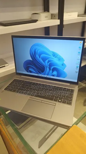 New Laptop HP ZBook 15 16GB Intel Core i7 SSD 512GB