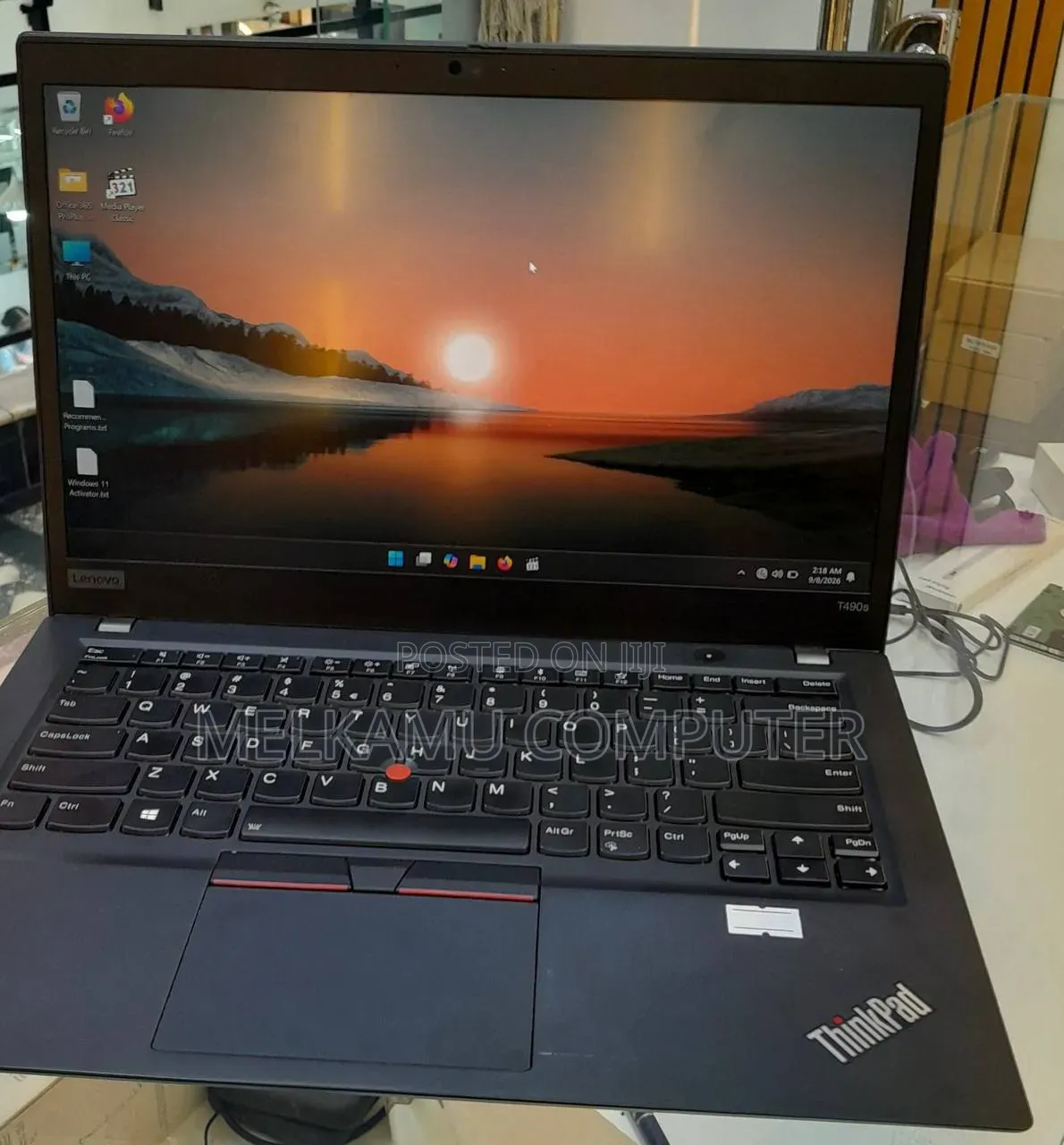 New Laptop Lenovo ThinkPad T490s 16GB Intel Core i5 SSD 512GB