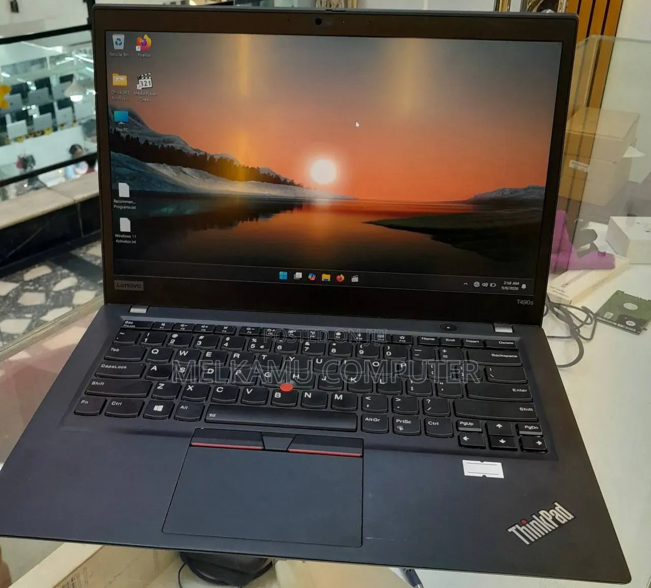 New Laptop Lenovo ThinkPad T490s 16GB Intel Core i5 SSD 512GB