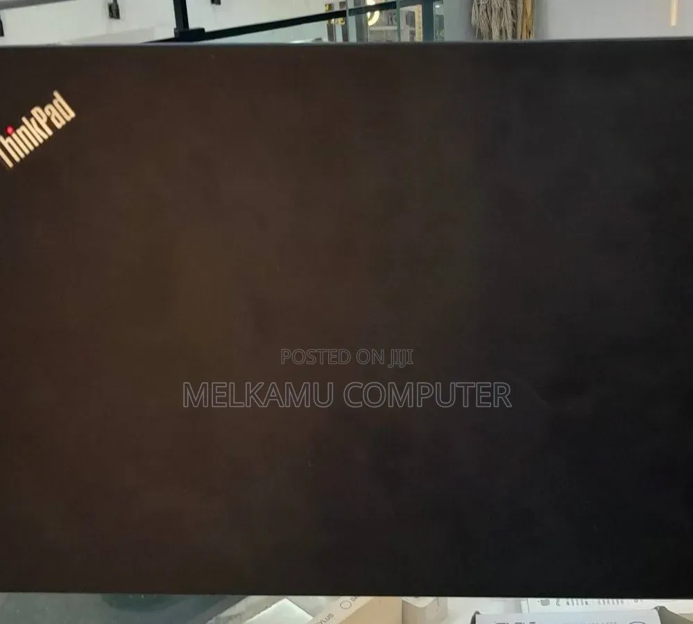 New Laptop Lenovo ThinkPad T490s 16GB Intel Core i5 SSD 512GB