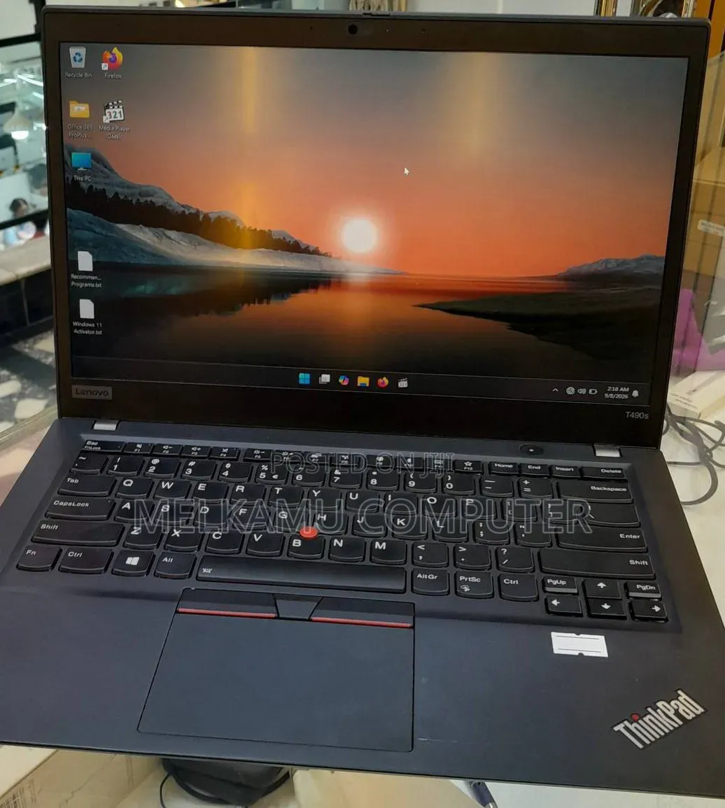 New Laptop Lenovo ThinkPad T490s 16GB Intel Core i5 SSD 512GB
