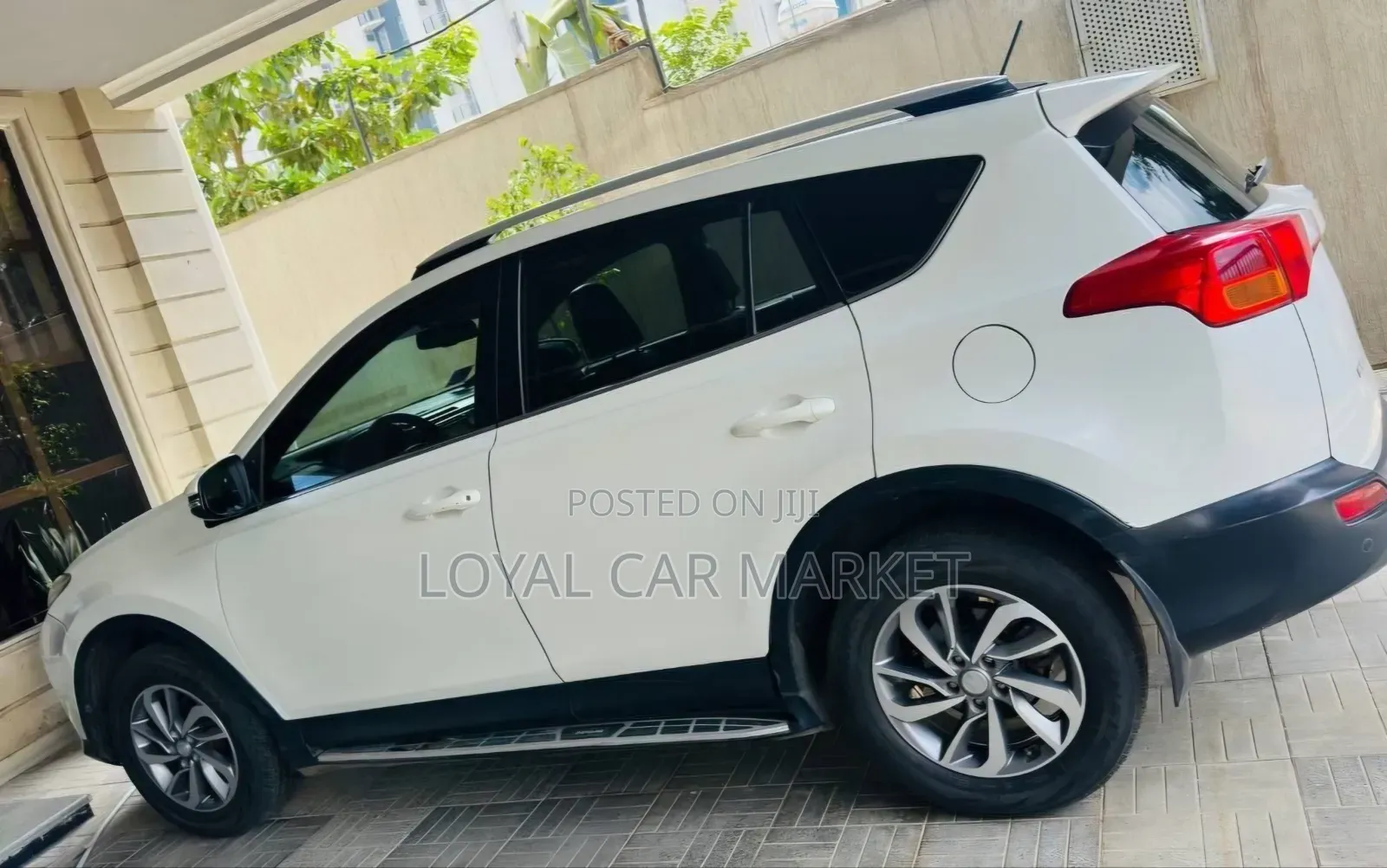 Toyota RAV4 2016 White