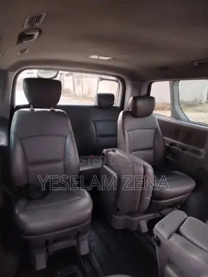 Hyundai Starex 2016 Silver