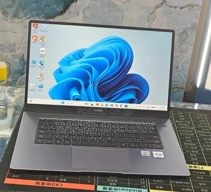 New Laptop Huawei 8GB Intel Core i3 SSD 256GB