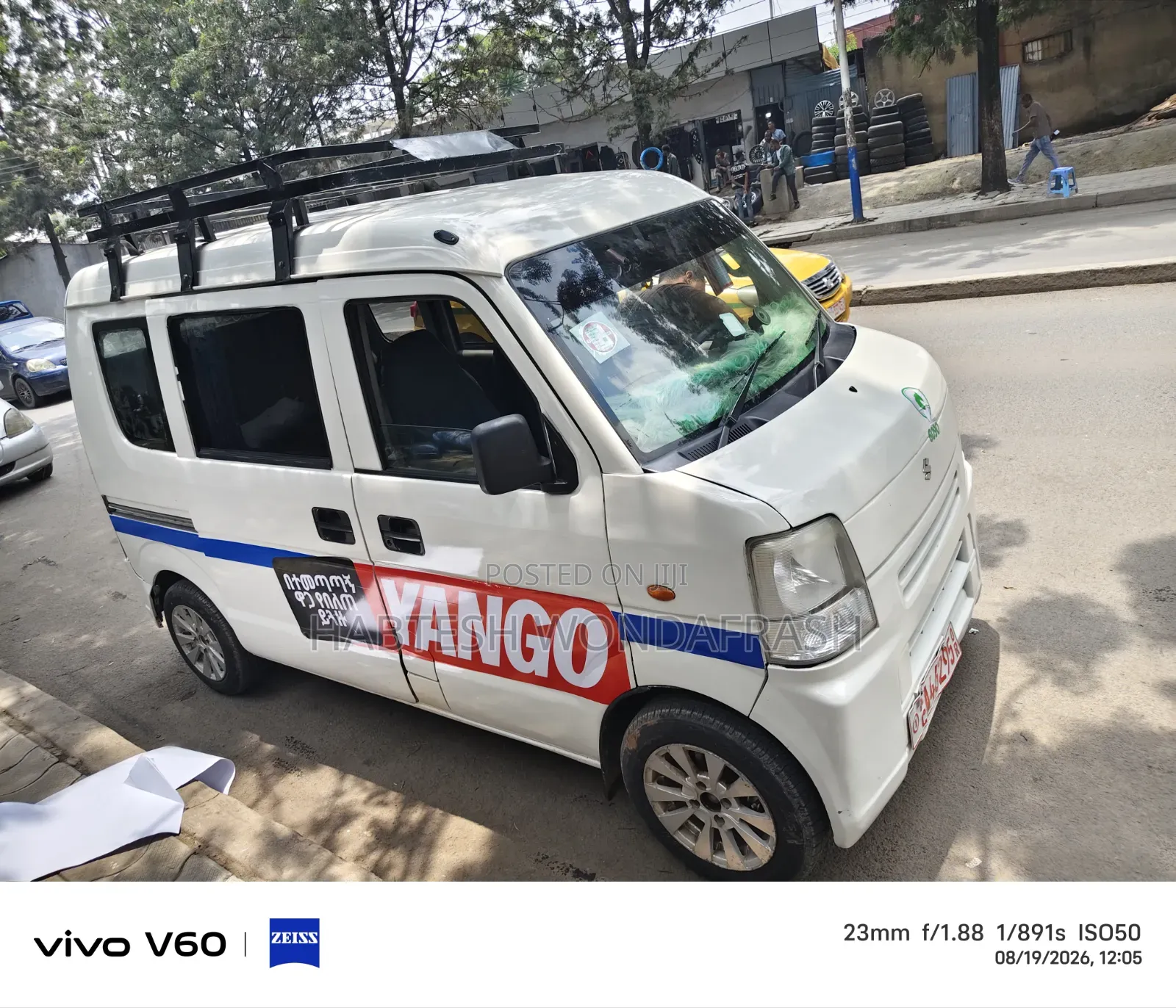 Suzuki Every Wagon 2010 White