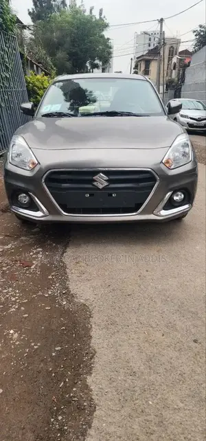 Suzuki Dzire 2022 Silver