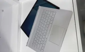 New Laptop Microsoft Surface Book 2 16GB Intel Core i7 SSD 512GB