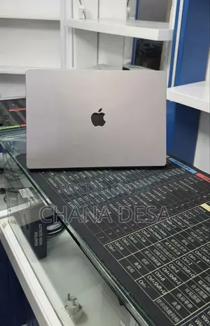 New Laptop Apple MacBook Pro 2021 M1 32GB Apple M1 Pro SSD 512GB