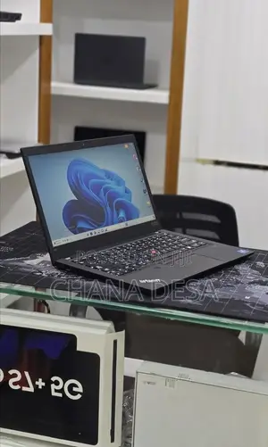 New Laptop Lenovo ThinkPad T14 16GB Intel Core i7 SSD 512GB