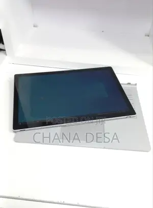 New Laptop Microsoft Surface Book 2 16GB Intel Core i7 SSD 512GB