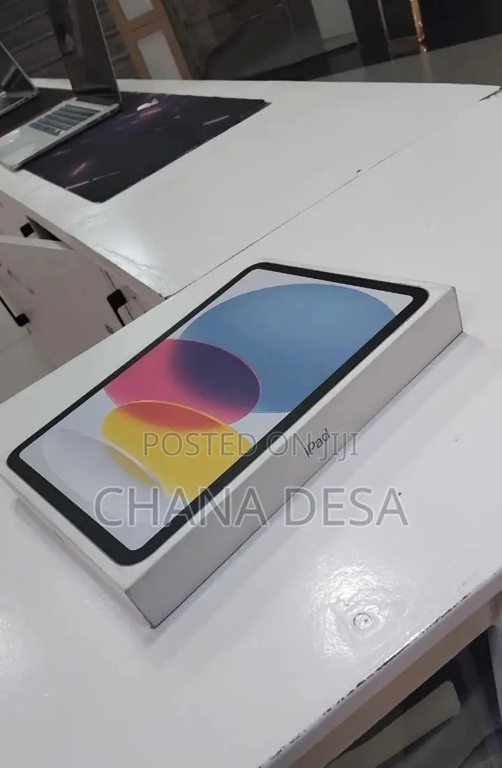 New Apple iPad (2025) 128 GB