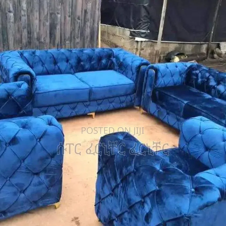Jaw Dropping Sofa