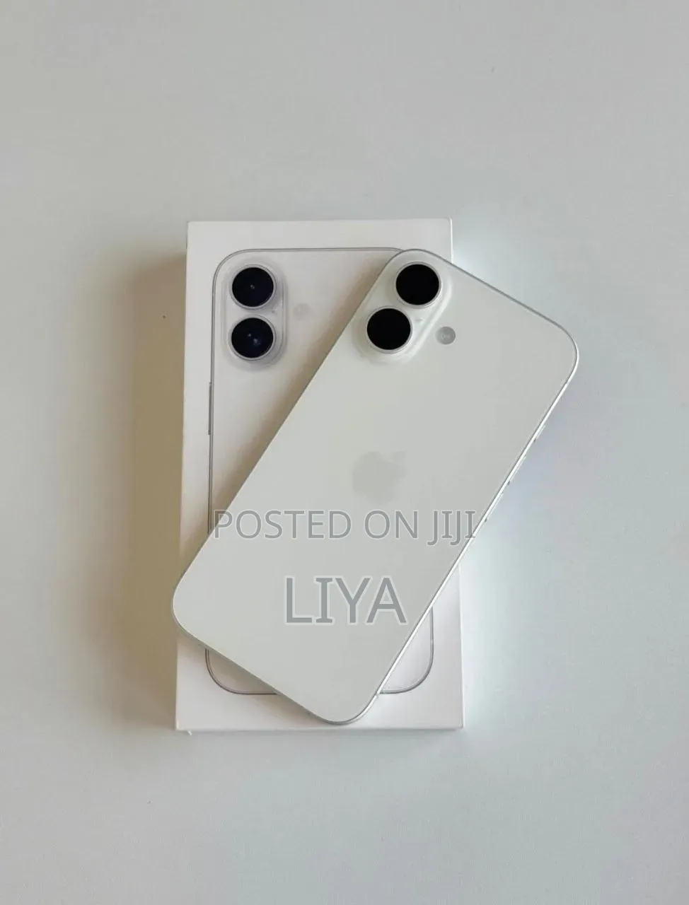 New Apple iPhone 16 128 GB White