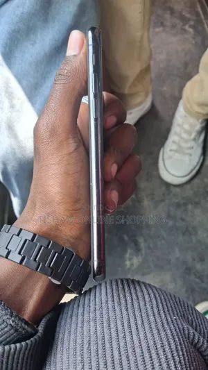 Apple iPhone X 64 GB Black