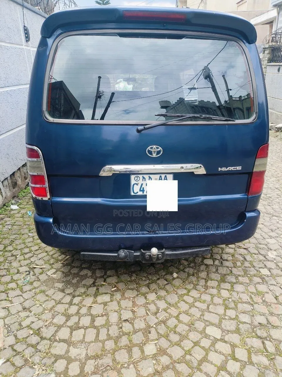 Toyota HiAce 2011 Blue