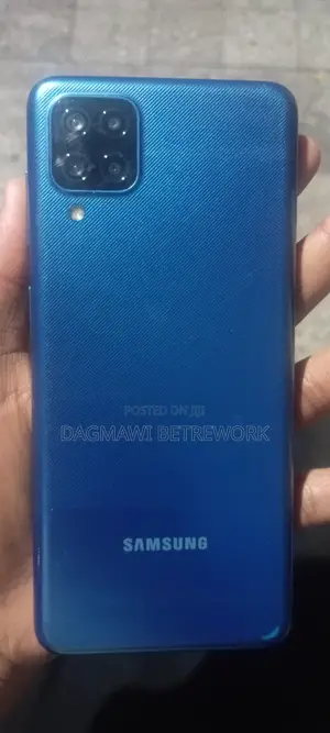 Samsung Galaxy M12 128 GB Blue