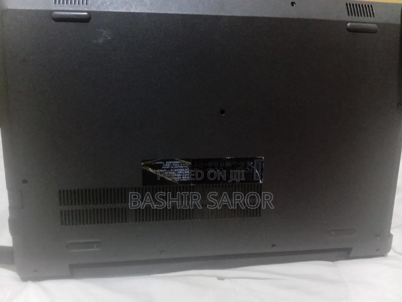 Laptop Lenovo V15 8GB Intel Core i7 HDD 1T