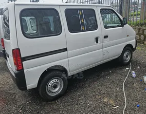 Suzuki Eeco 2023 White
