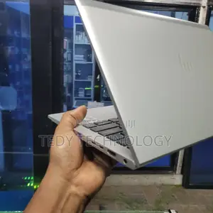 New Laptop HP EliteBook 830 8GB Intel Core i5 SSD 512GB