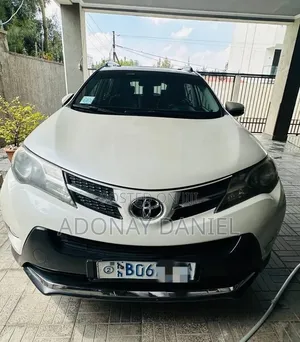 Toyota RAV4 2016 White