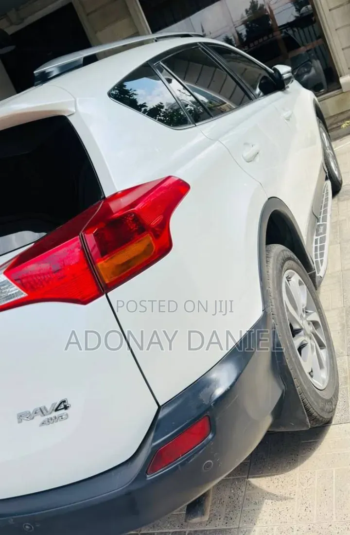 Toyota RAV4 2016 White