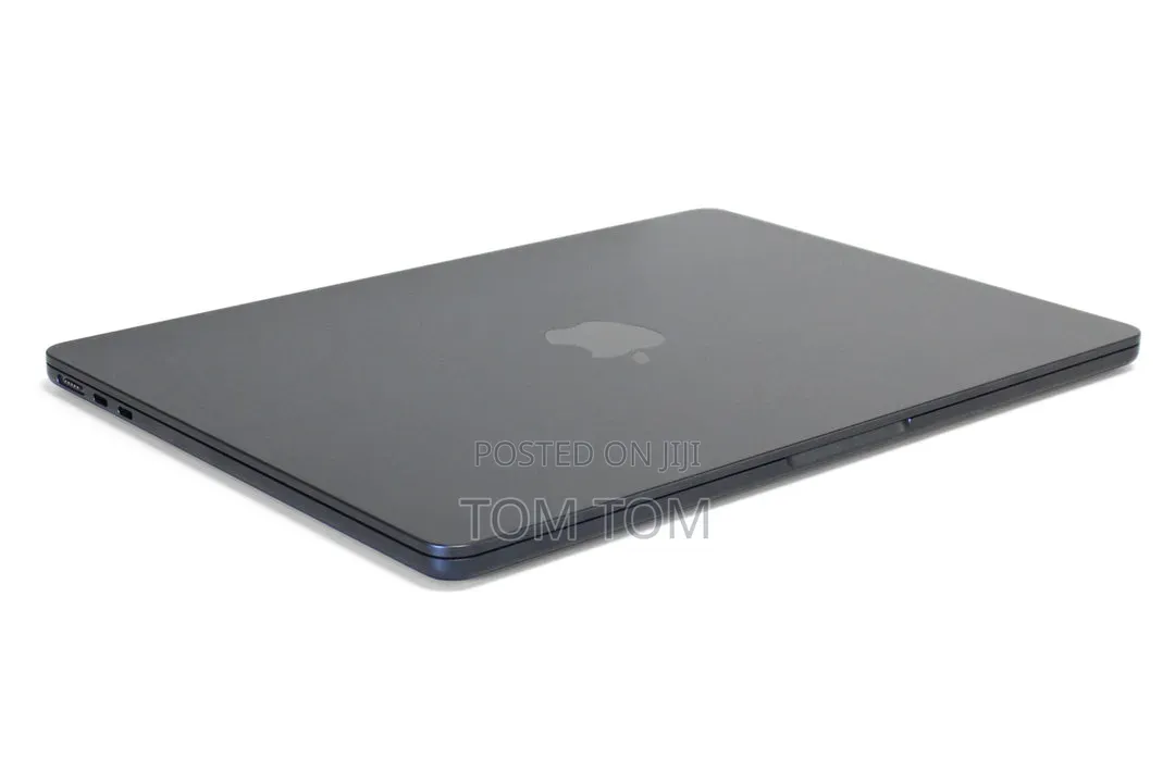 New Laptop Apple MacBook Air 2025 M4 16GB Apple M4 SSD 256GB