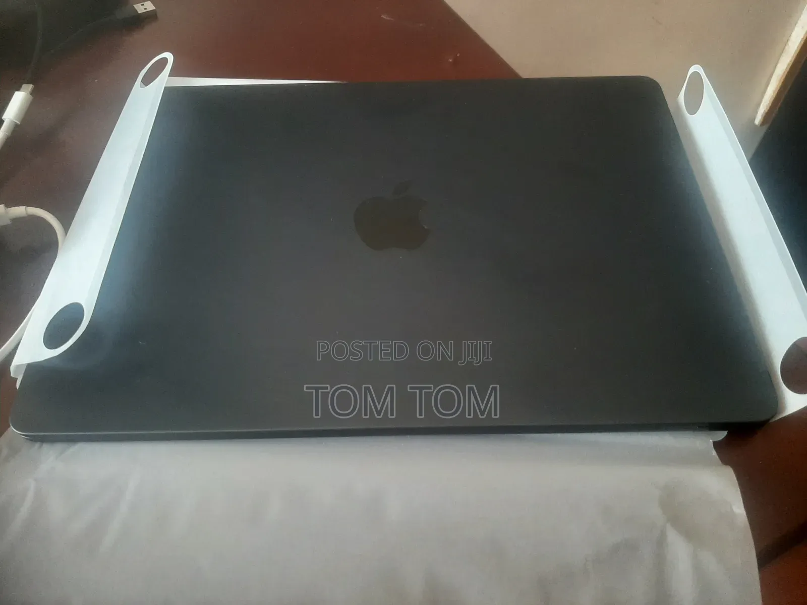 New Laptop Apple MacBook Air 2025 M4 16GB Apple M4 SSD 256GB