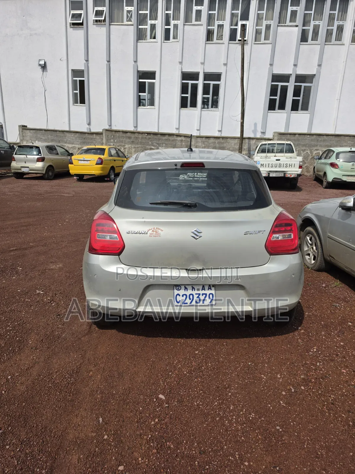 Suzuki Swift 2022 White