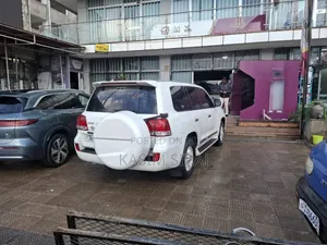 Toyota Land Cruiser 4.5 V8 TD STD 2009 White