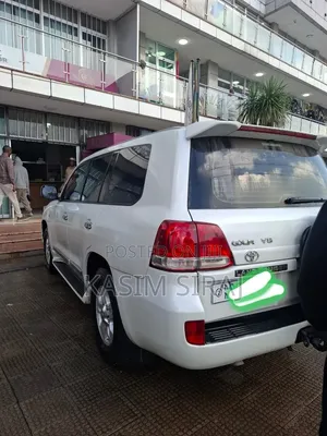 Toyota Land Cruiser 4.5 V8 TD STD 2009 White