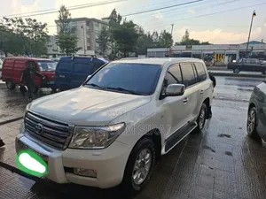 Toyota Land Cruiser 4.5 V8 TD STD 2009 White
