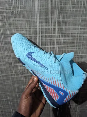 Futsal Shoes 42