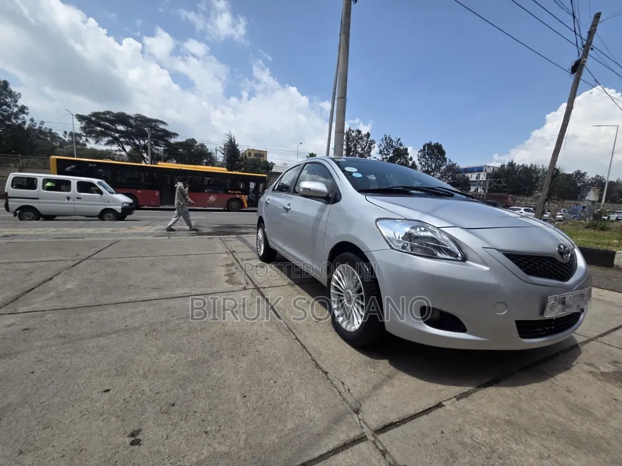 Toyota Yaris 2010 Silver