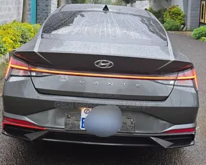 Hyundai Avante 2021 Gray