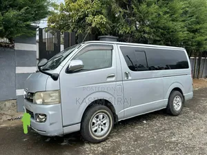 Toyota HiAce 2007 Silver