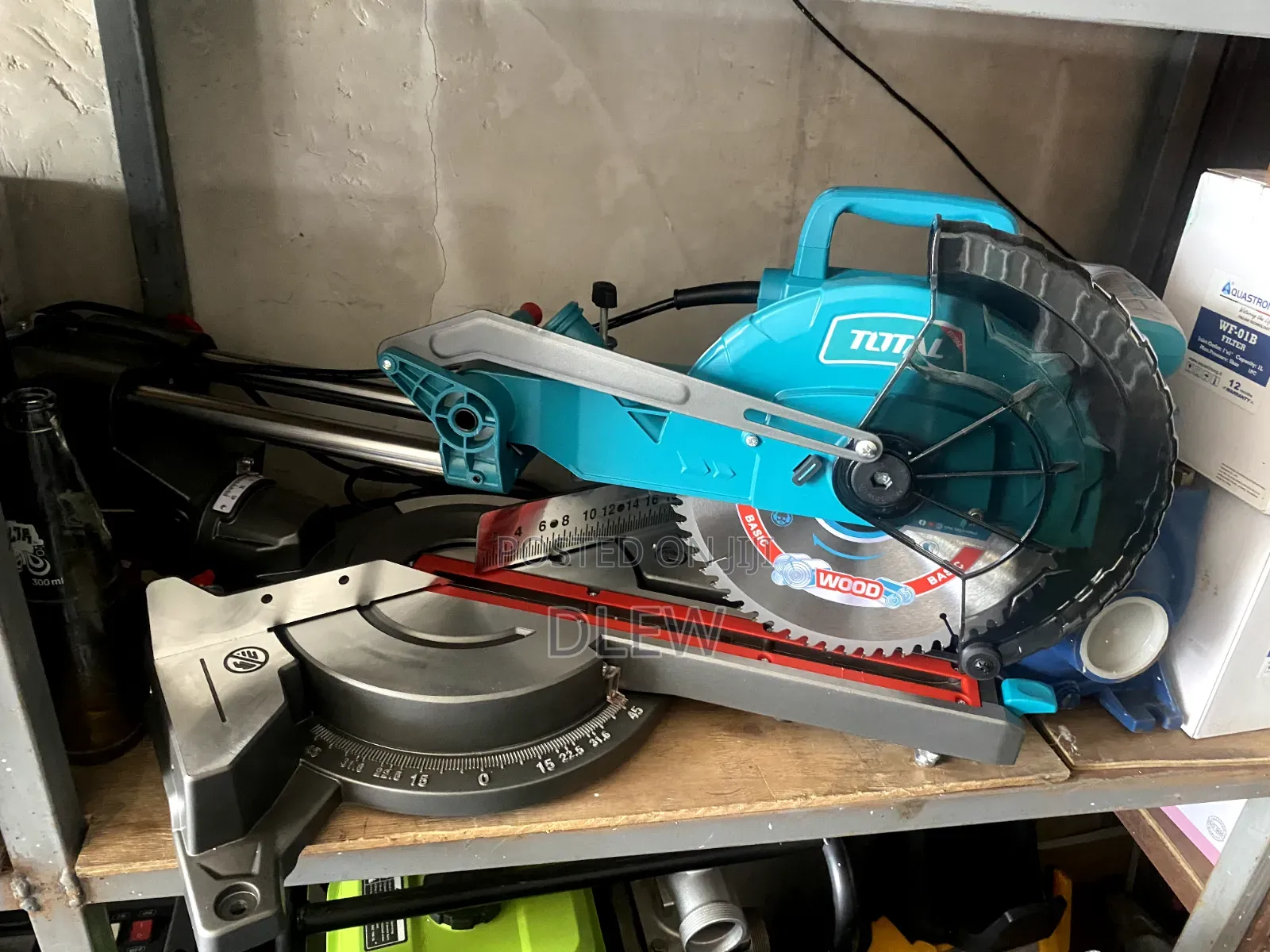 Total Slied Mater Saw 1800watt