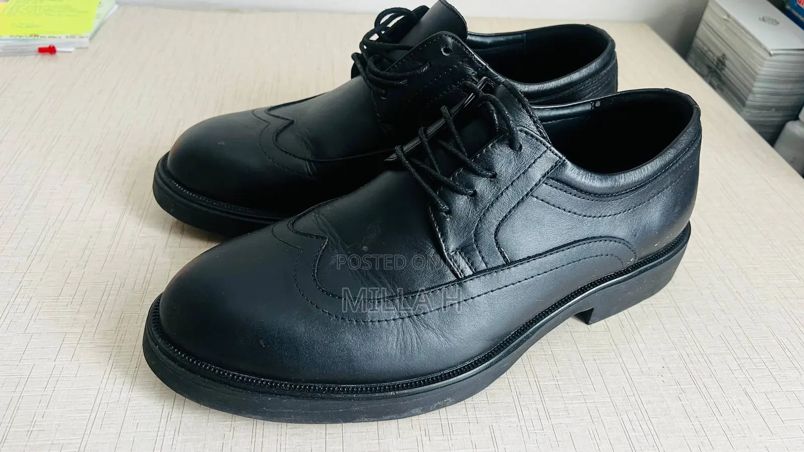 Lace Up Leather Men Shoes