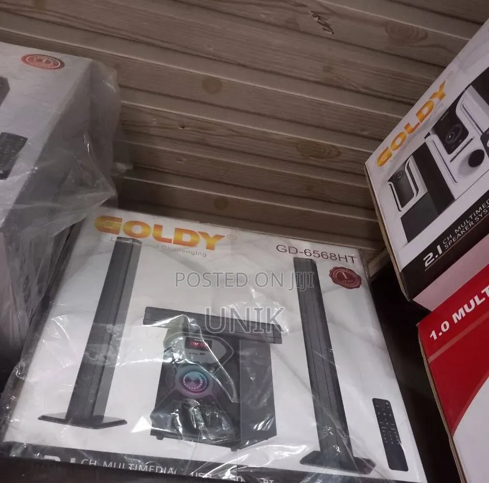 Goldy Hometiater