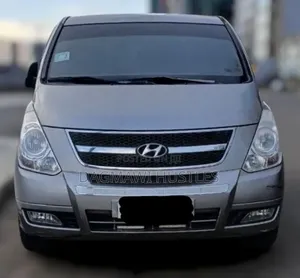 Hyundai Starex 2015 Silver