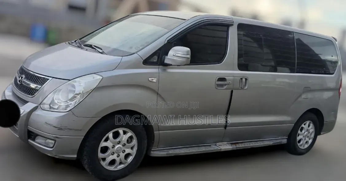 Hyundai Starex 2015 Silver